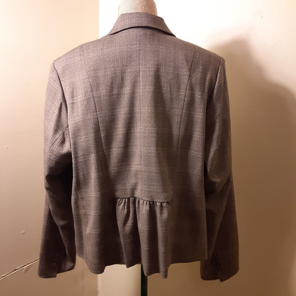 Lane Bryant mocha button front pinstripe blazer 18 - Picture 3 of 8